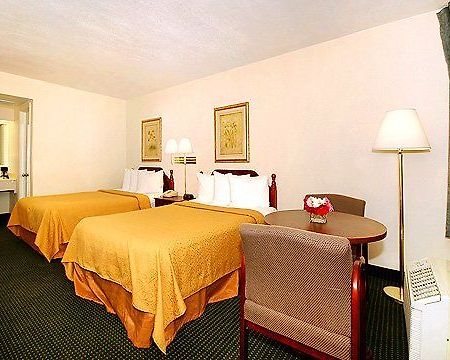 Quality Inn Executive Center Greenville Room photo